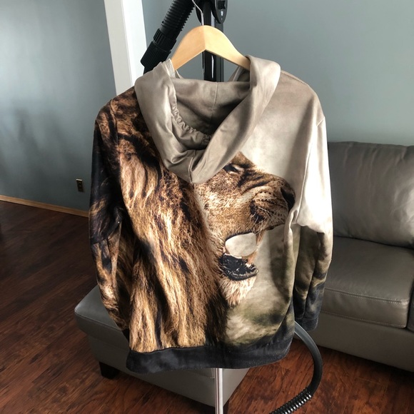 Lions hoodie - Picture 2 of 2